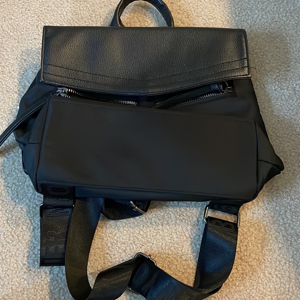 Botkier Black Trigger Backpack Nwot - image 7